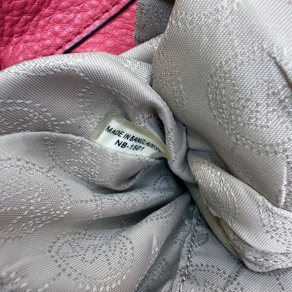 Michael Kors Bedford Tote – Coral Pebbled Leather - Picture 2 of 13